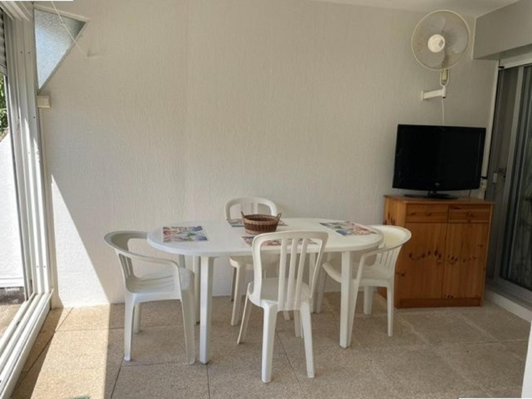 Vittoria Immobilier 7 -Reglement Sur Place - Cheques Vacances Acceptes La Grande Motte Bilik gambar