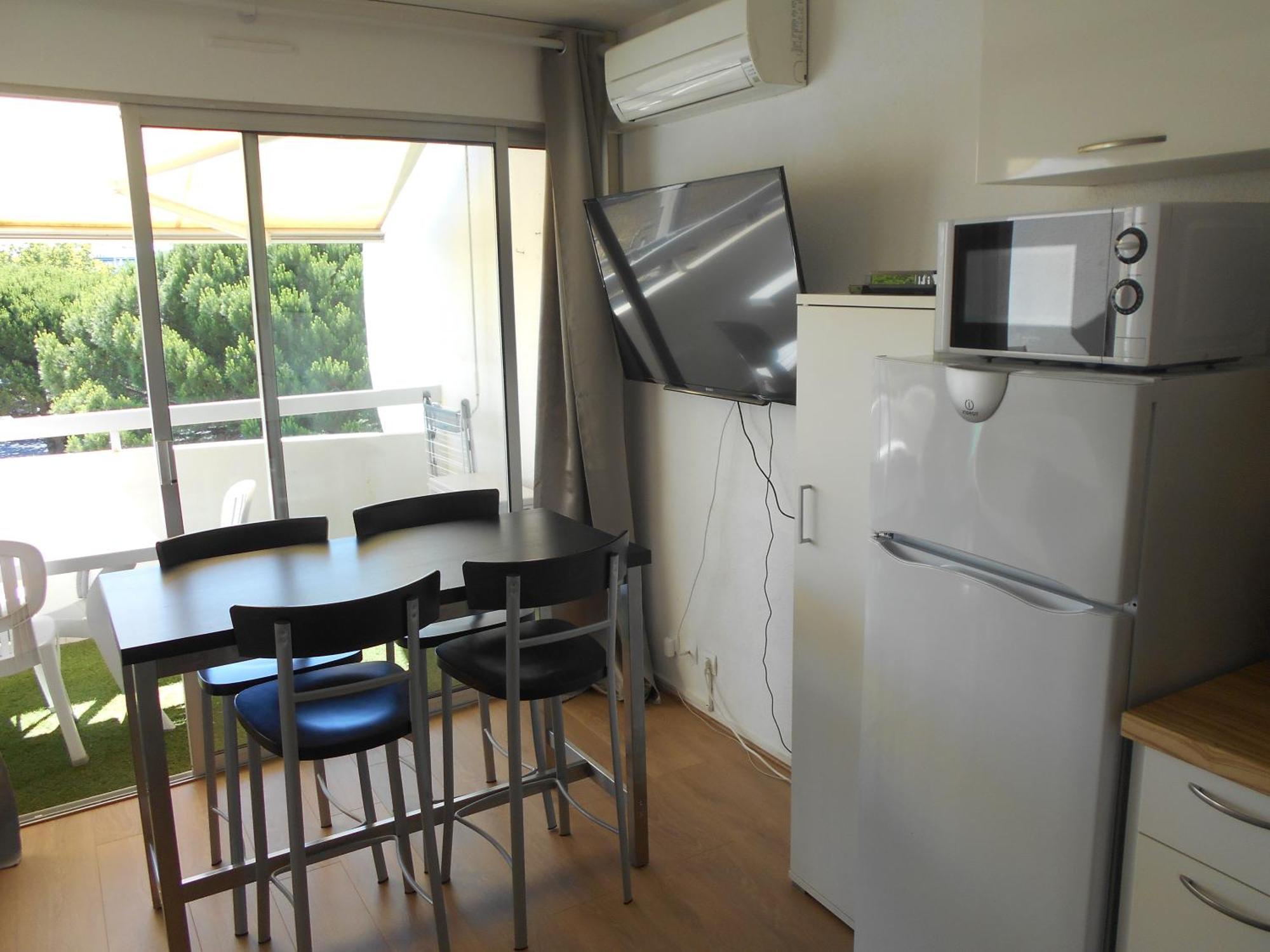 Vittoria Immobilier 7 -Reglement Sur Place - Cheques Vacances Acceptes La Grande Motte Bilik gambar
